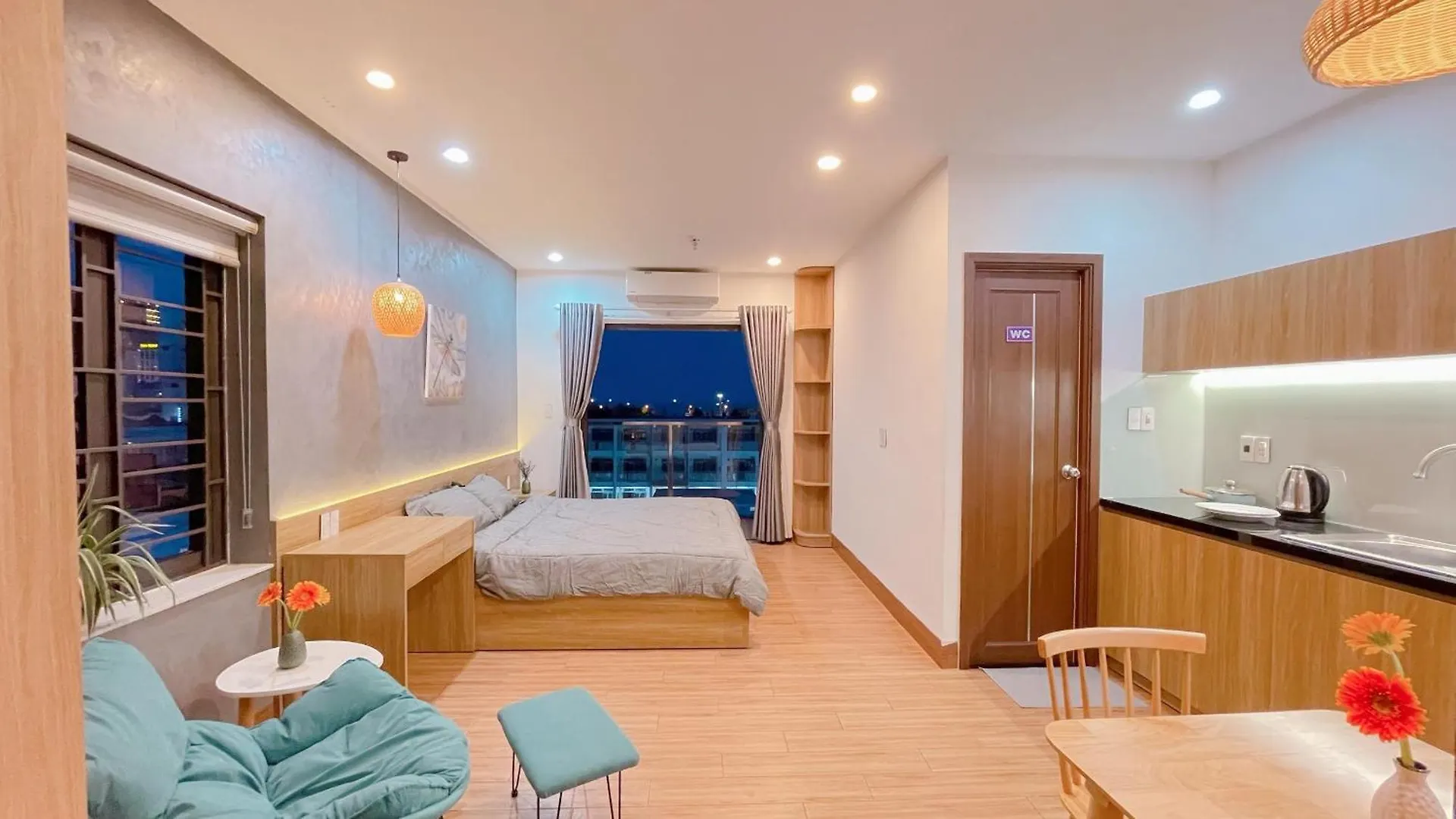 Reveur Apartment Da Nang 0*,  Vietnam